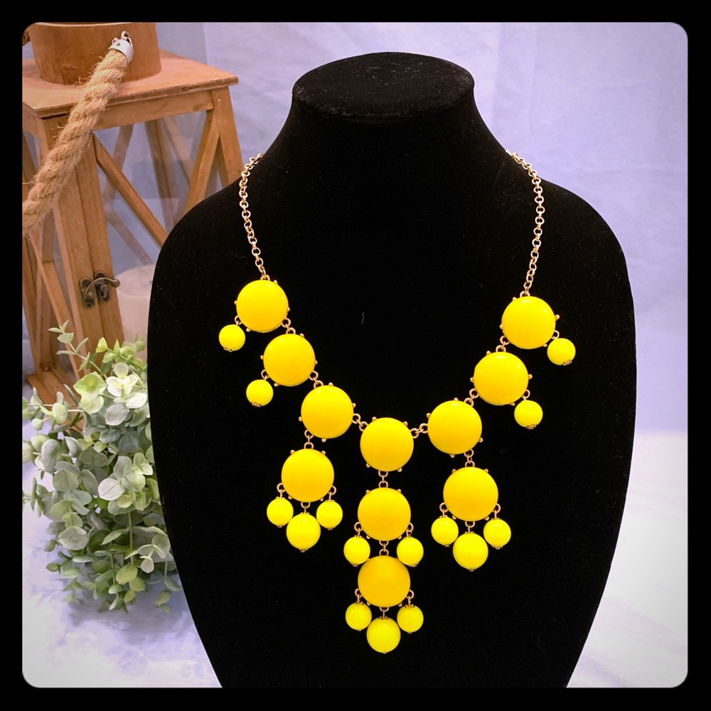 🔅 Bright Yellow Necklace 🔅
